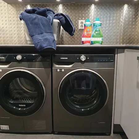 アパート Roomolen *