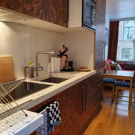 Roomolen アパート